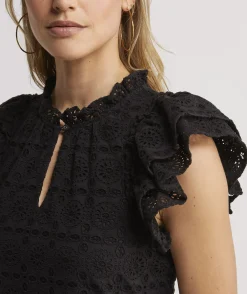 Vineyard Vines Eyelet Tiered Ruffle Dress< Dresses & Skirts