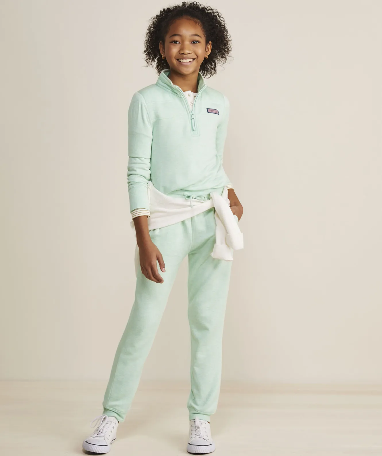 Vineyard Vines Girls' Vintage Whale Graphic Hoodie Long-Sleeve Tee< Sweatshirts & Sweatpants