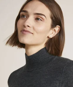 Vineyard Vines Merino Wool Reversible Wrap< Sweaters