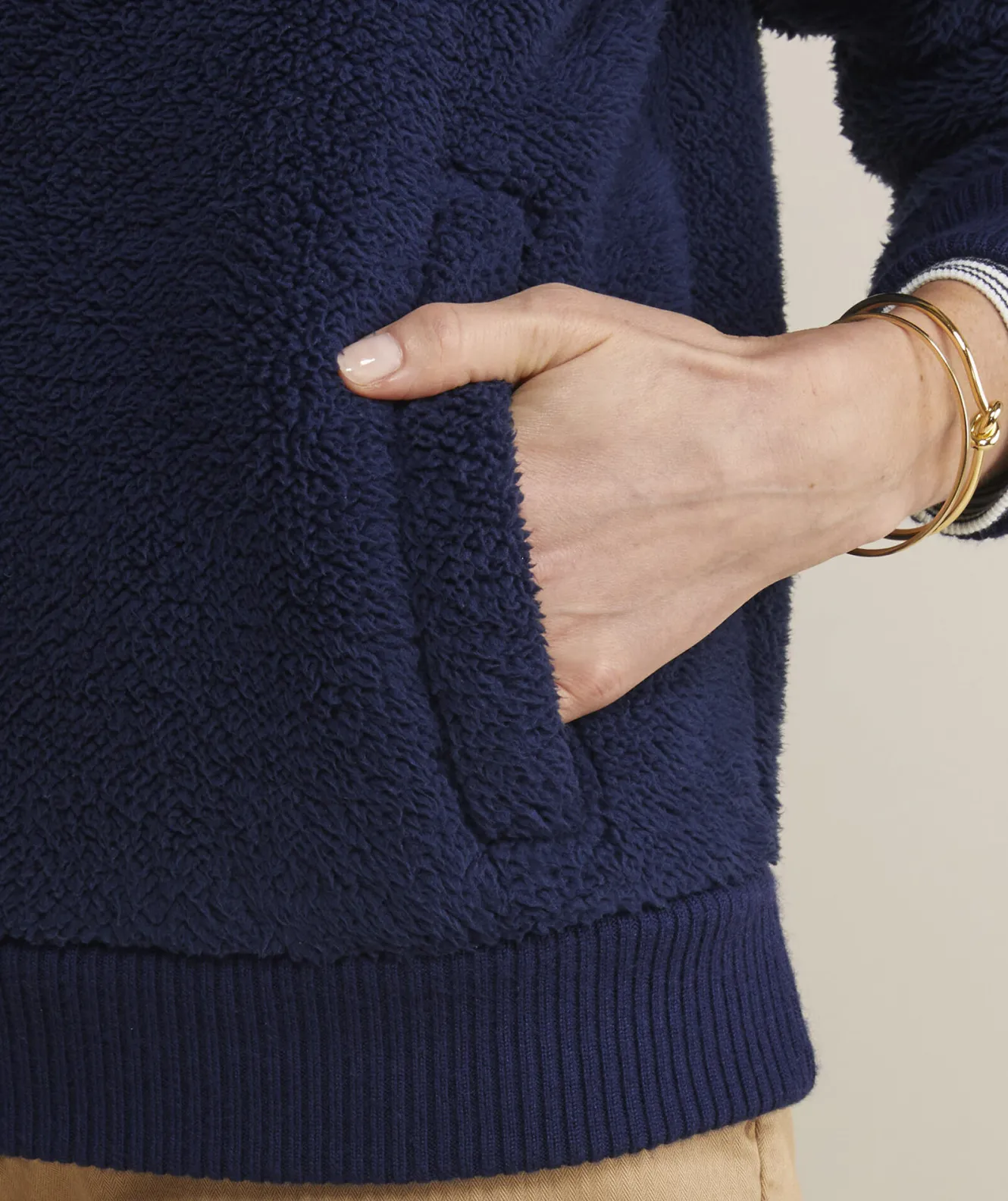 Vineyard Vines Plush Teddy Shep Shirt™< Sweatshirts & Sweatpants
